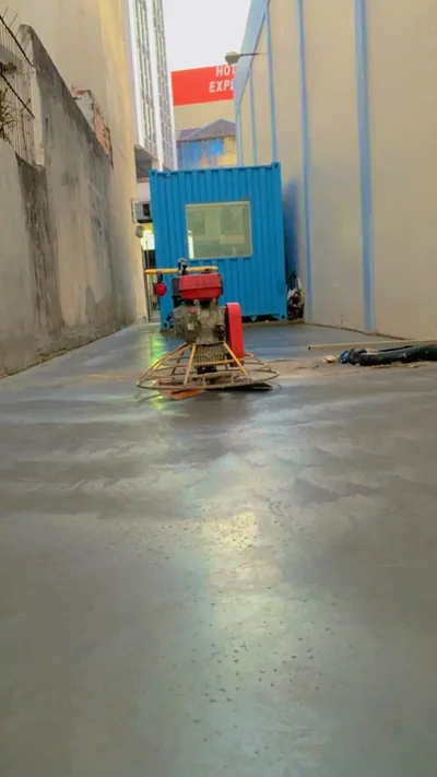 Piso em concreto polido executado na Casa de Bombas 18 do DMAE — foto 3 de 5