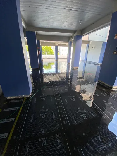 Calçada interna do Condomínio Edifício Palácio depois da obra — foto 16 de 35