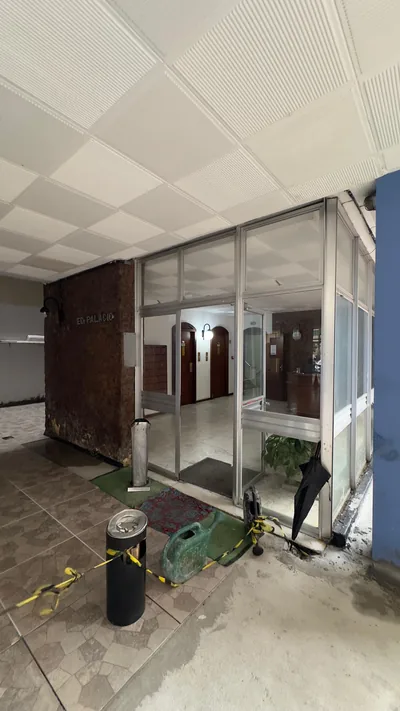 Calçada interna do Condomínio Edifício Palácio depois da obra — foto 23 de 35