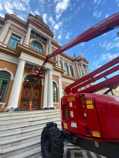 Prédio da Prefeitura de Porto Alegre durante a revitalização — foto 7 de 13